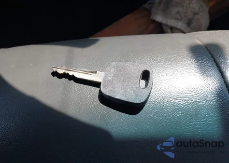 2001 Ford F-150 Xl/Xlt из США, поврежденный, VIN 1FTRF17W51KF31075